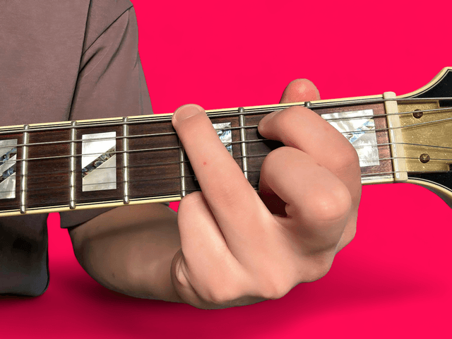 Gmaj7 guitar chord with finger positions