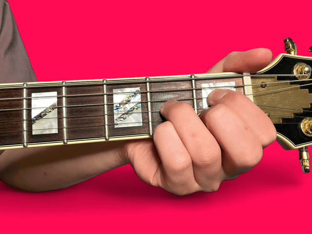 Cdim7 guitar chord with finger positions